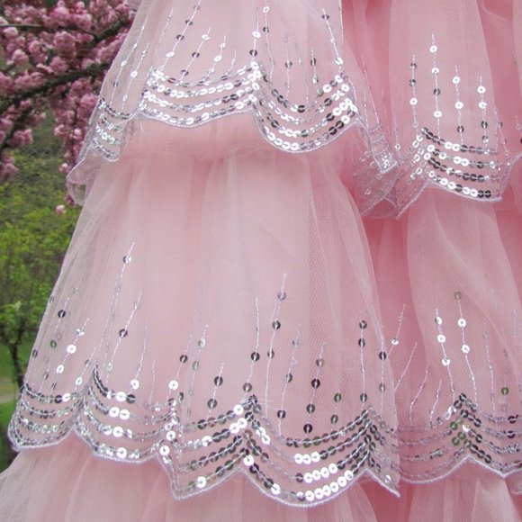 PINK BALL GOWN, Size 3-4, RUFFLED SKIRT SILVER SEQUINS, PROM, SPECIAL OCCASION - Picture 4 of 13